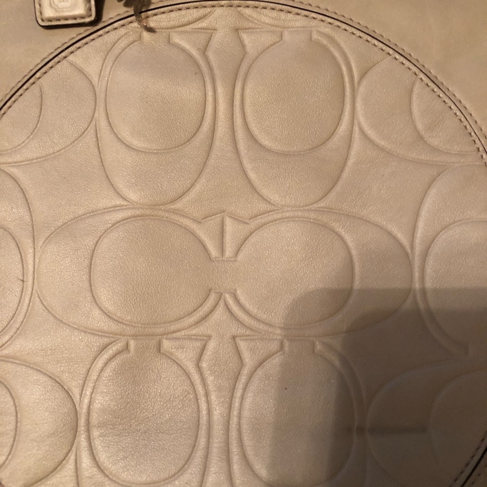 Large Coach purse - Picture 2 of 6